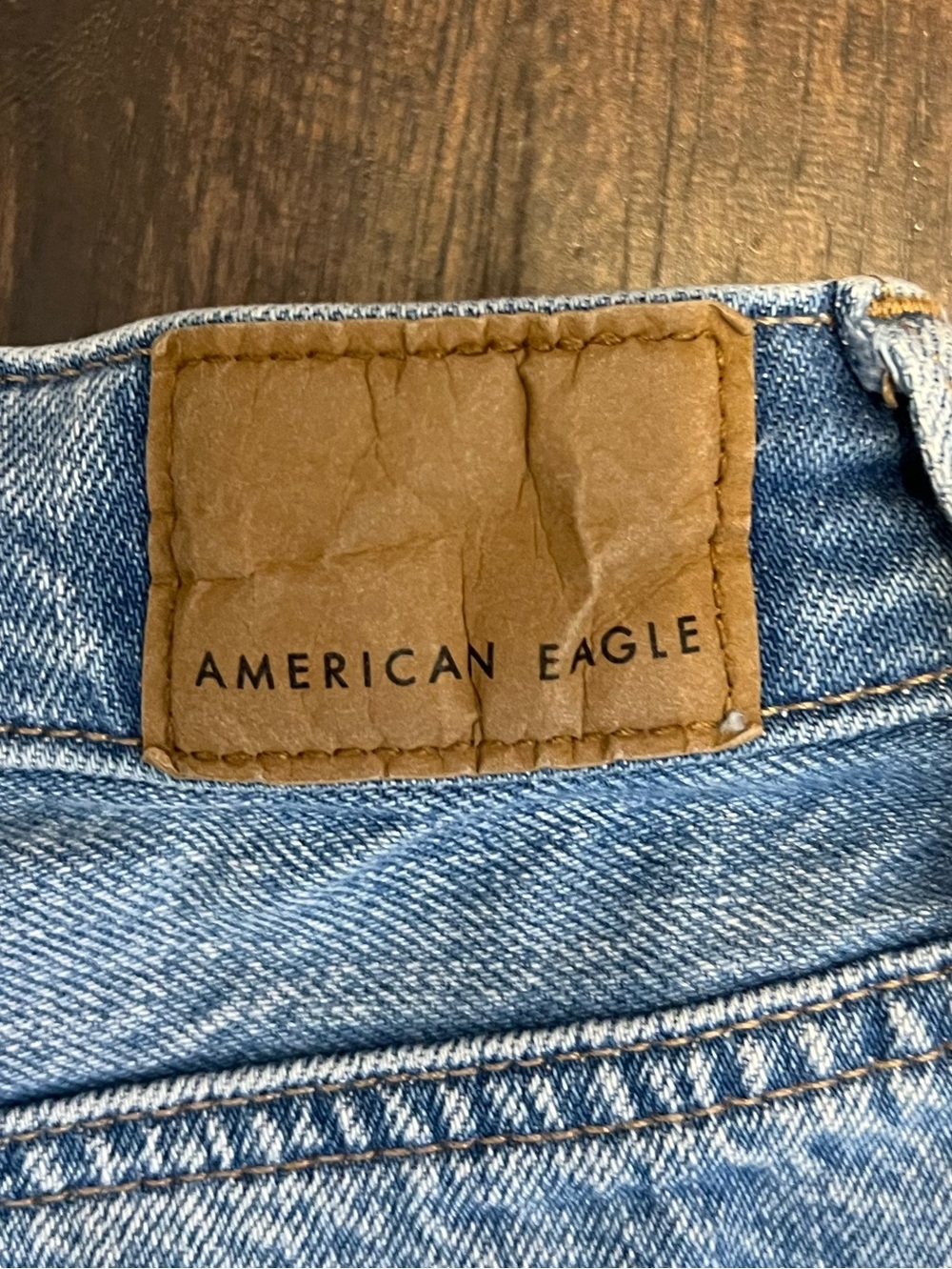 American Eagle Outfitters Light Blue Distressed High-Rise Mom Short Women 10 - Picture 4 of 10
